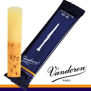 Vandoren Bb Clarinet Traditional Reeds - Strength 2.5 - CR1025 - 10 Per Box