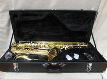 Load image into Gallery viewer, F.W. Select Intermediate Tenor Saxophone