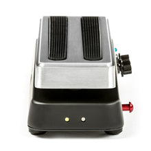 Load image into Gallery viewer, DUNLOP CRY BABY® CUSTOM BADASS™ DUAL-INDUCTOR EDITION WAH - GCB65