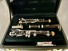 Load image into Gallery viewer, Buffet Crampon R13 Bb Clarinet Classic Logo with Nickel Keys