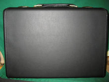 Load image into Gallery viewer, Single Attache Bb Clarinet Case - 6721