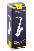 Load image into Gallery viewer, Vandoren Traditional Tenor Saxophone Reeds - 5 Per Box [Amazon]